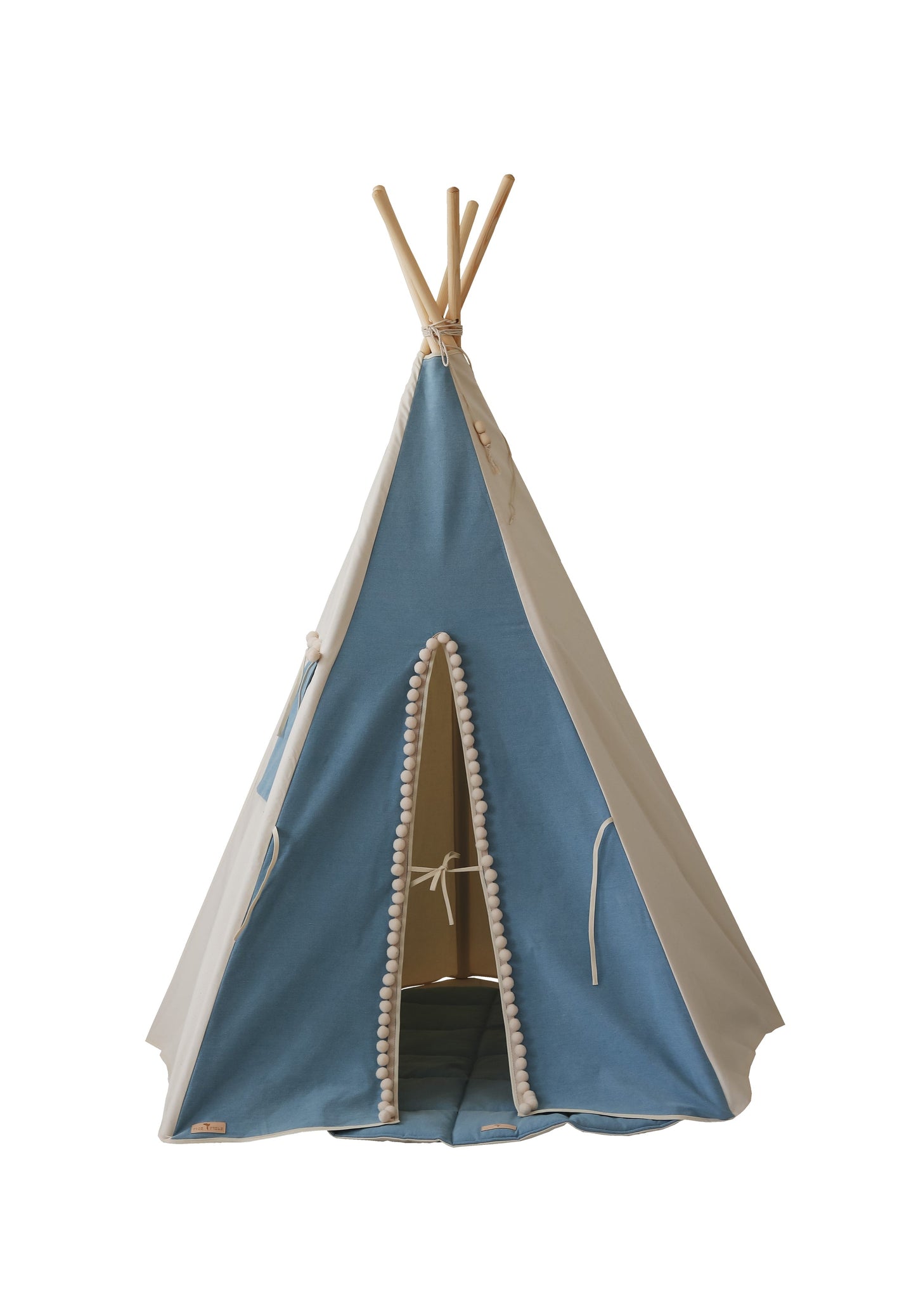 Teepee Tent with Pompoms