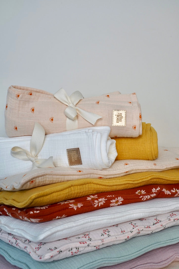 "Cream" Muslin Nappies (Set of 2)