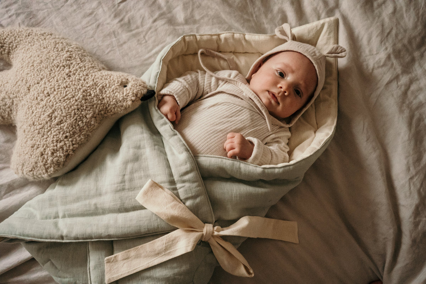 "Mint" Linen Flower Baby Horn