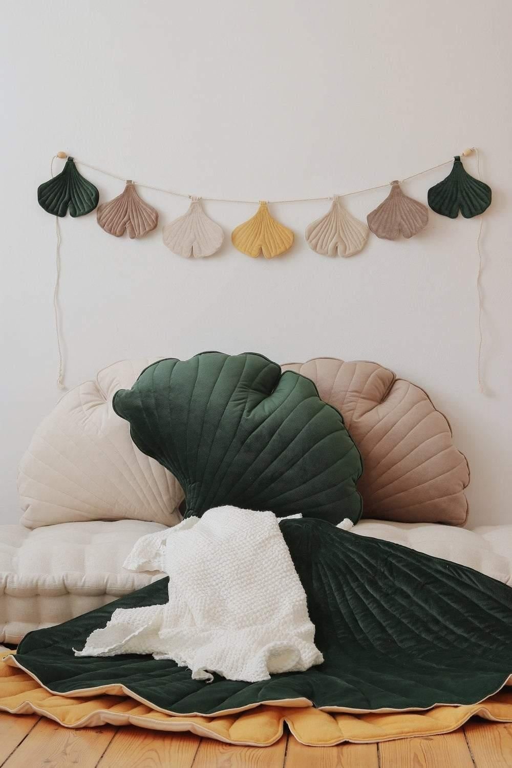 “Autumn Vibes” Garland with Ginkgo Leaves