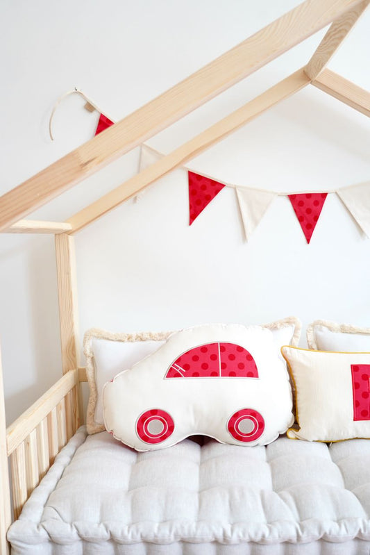"Red dots" Garland
