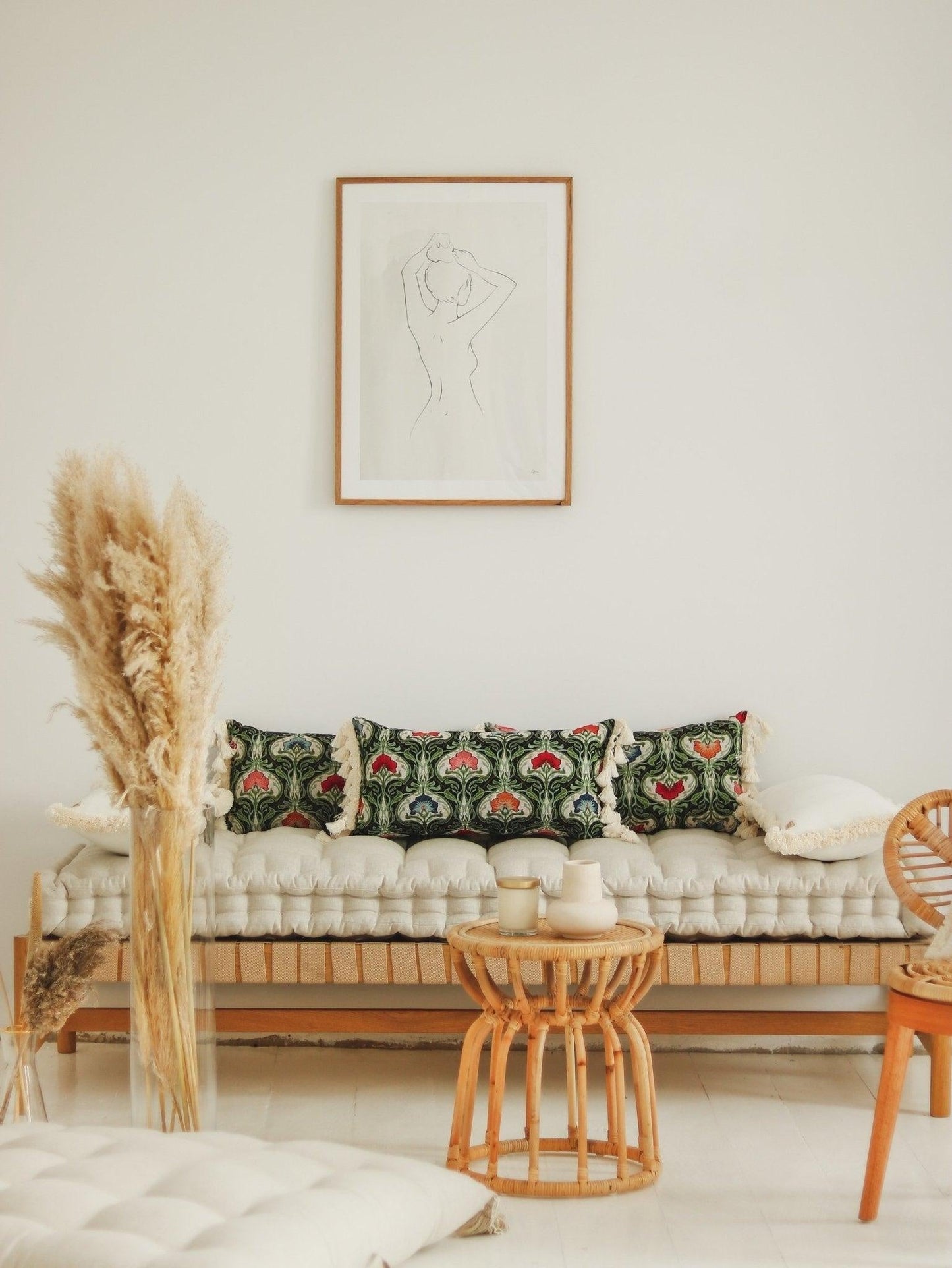 "Green medusa" bolster with fringe - Moi Mili