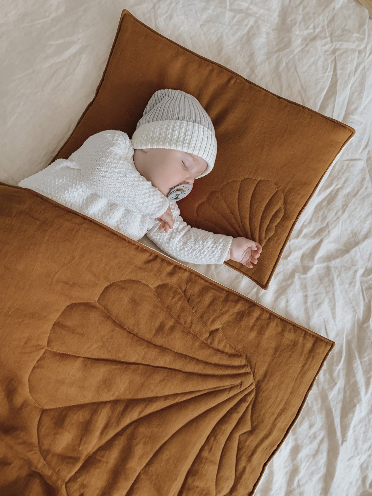 Linen "Caramel" Shell Child Cover Set (Large)