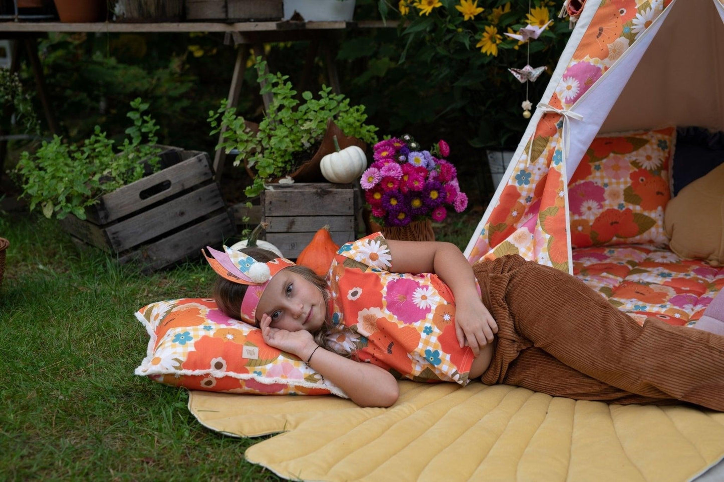 “Picnic with the flowers” Round Cotton Mat - Moi Mili