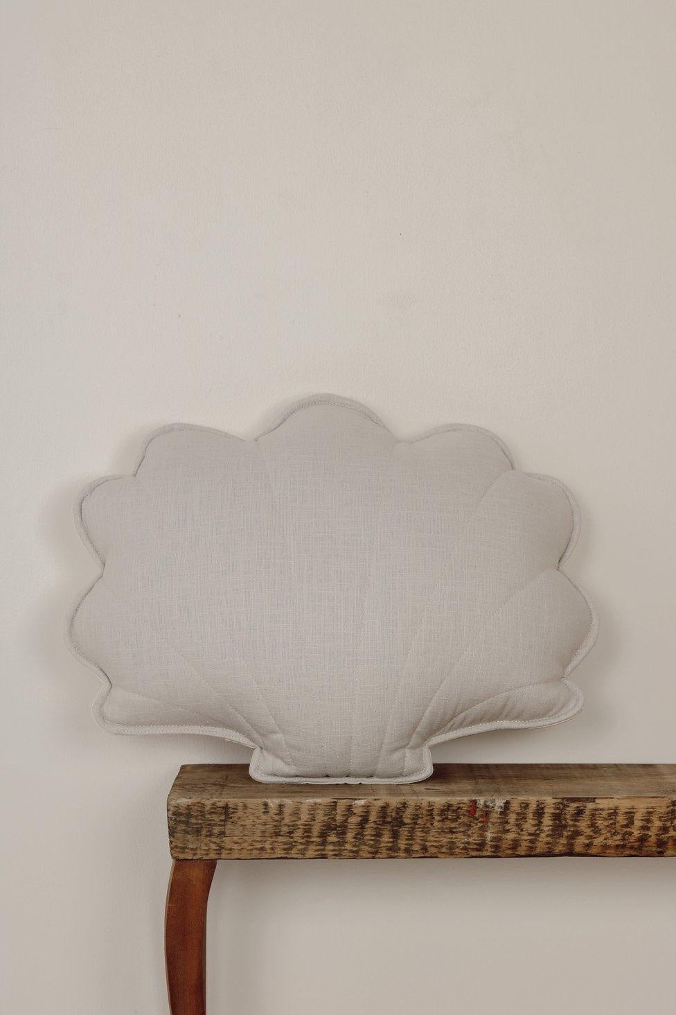 “Pigeon Grey” Linen Shell Pillow