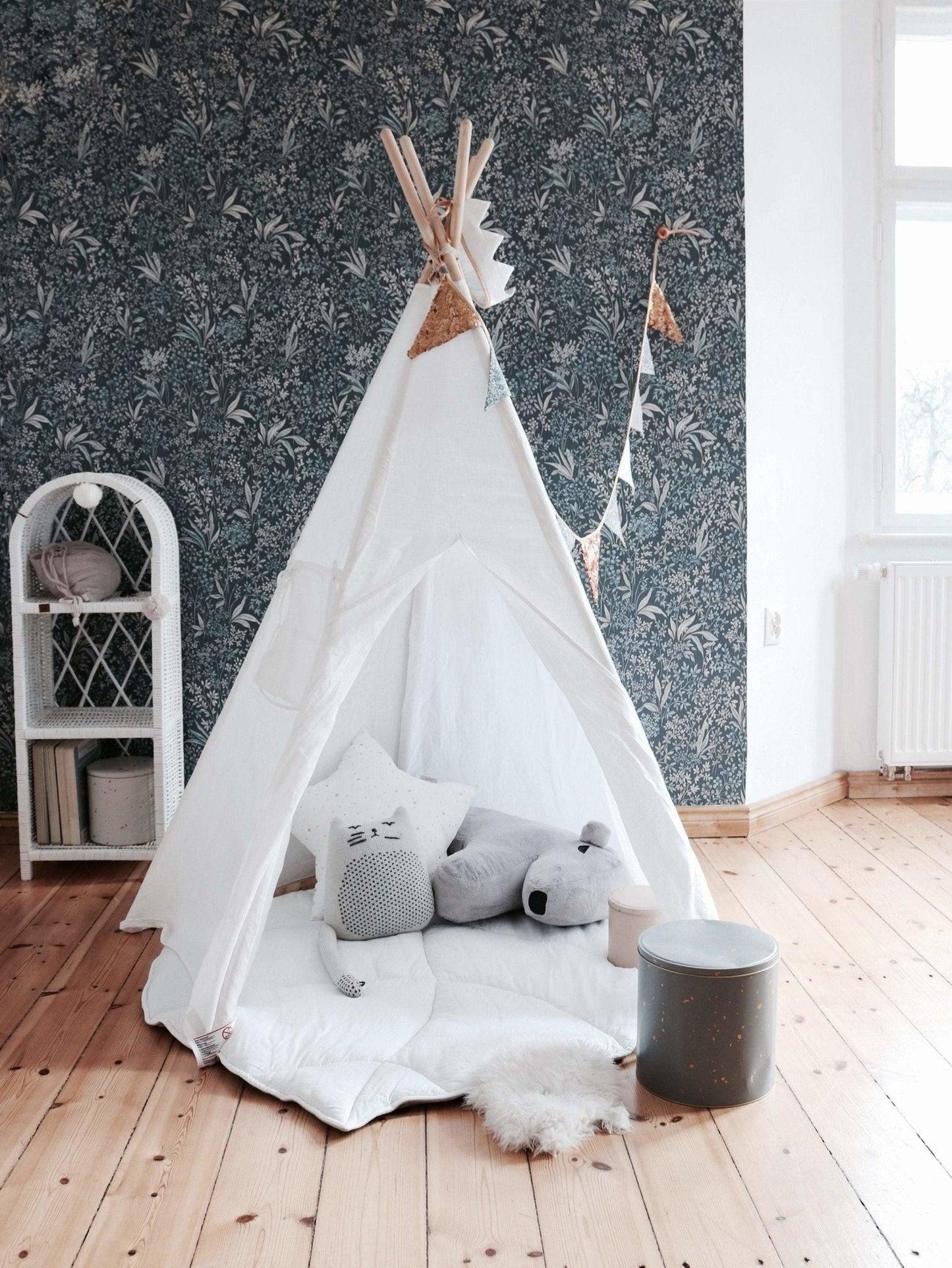 “White” Linen Teepee and Mat Set - Moi Mili