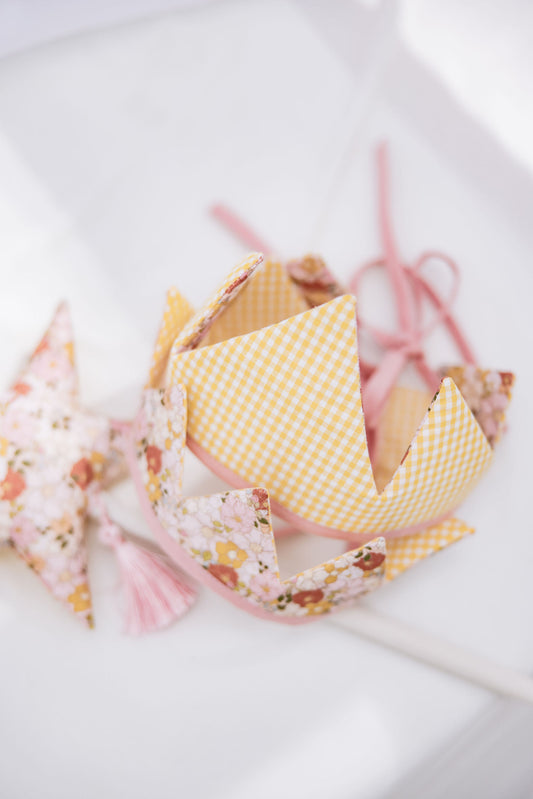 “Spring Garden” Cotton Crown and Wand Magic Set