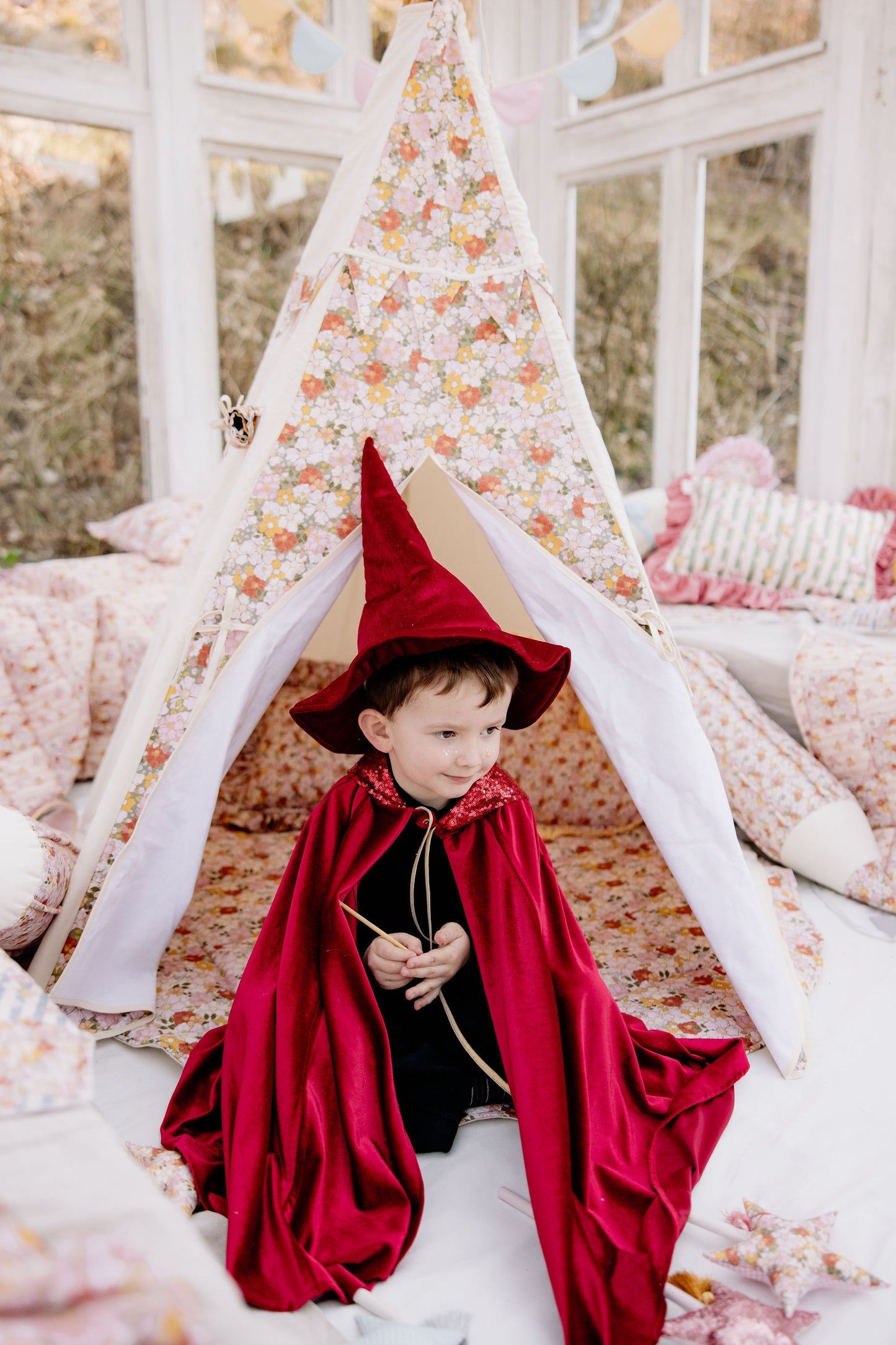 "Red Witch" Magic Hat