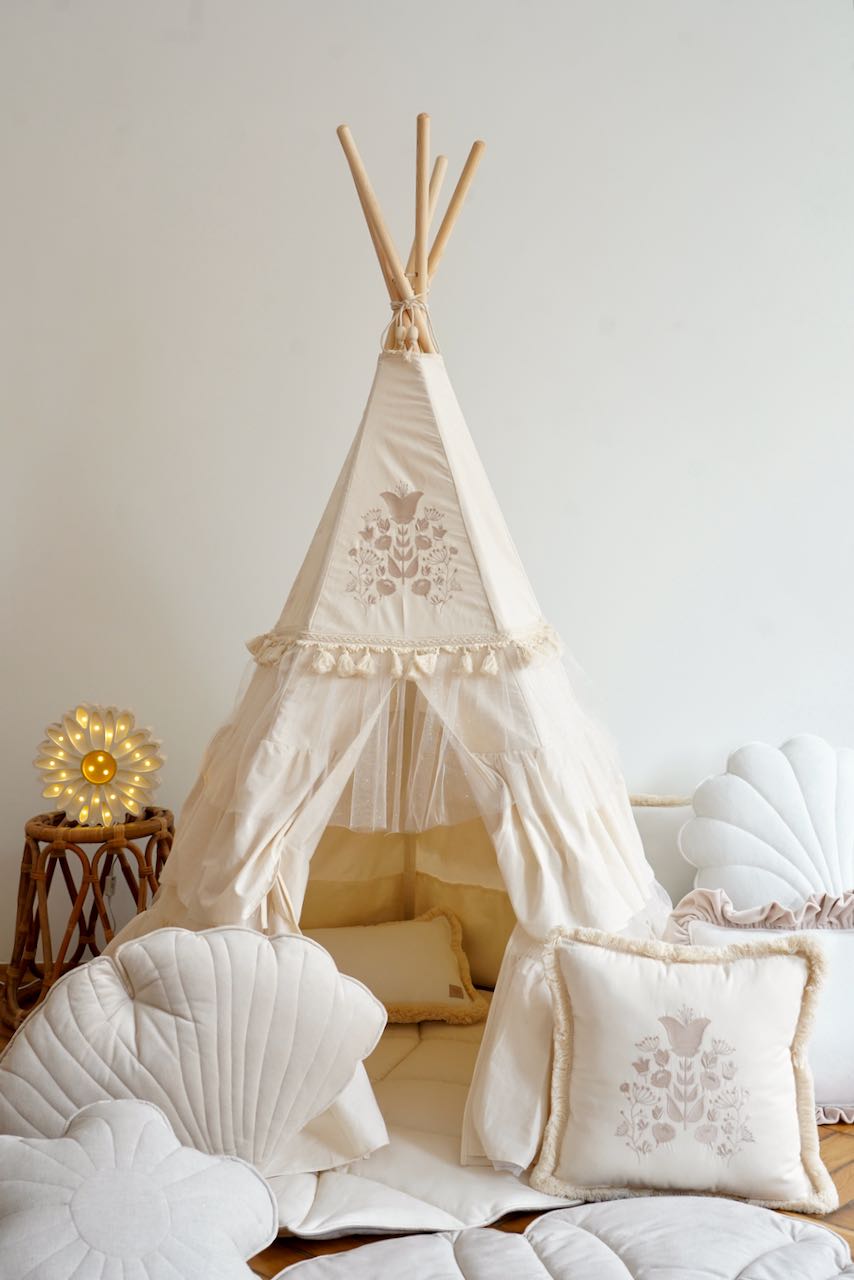“Boho” Teepee Tent with Frills and "Caramel" Mat with Frill Set