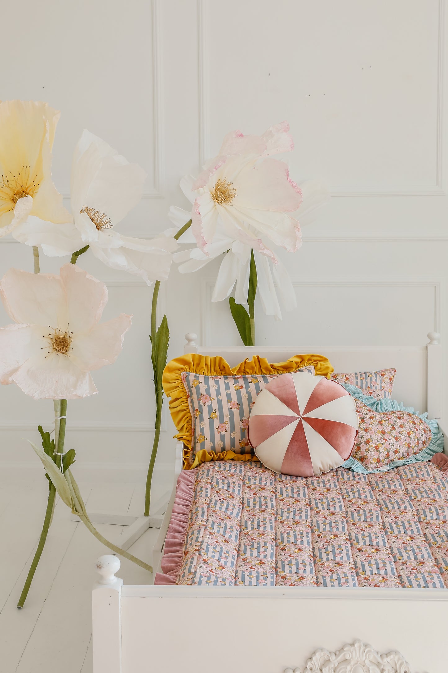 “Pink Circus” Round Patchwork Pillow