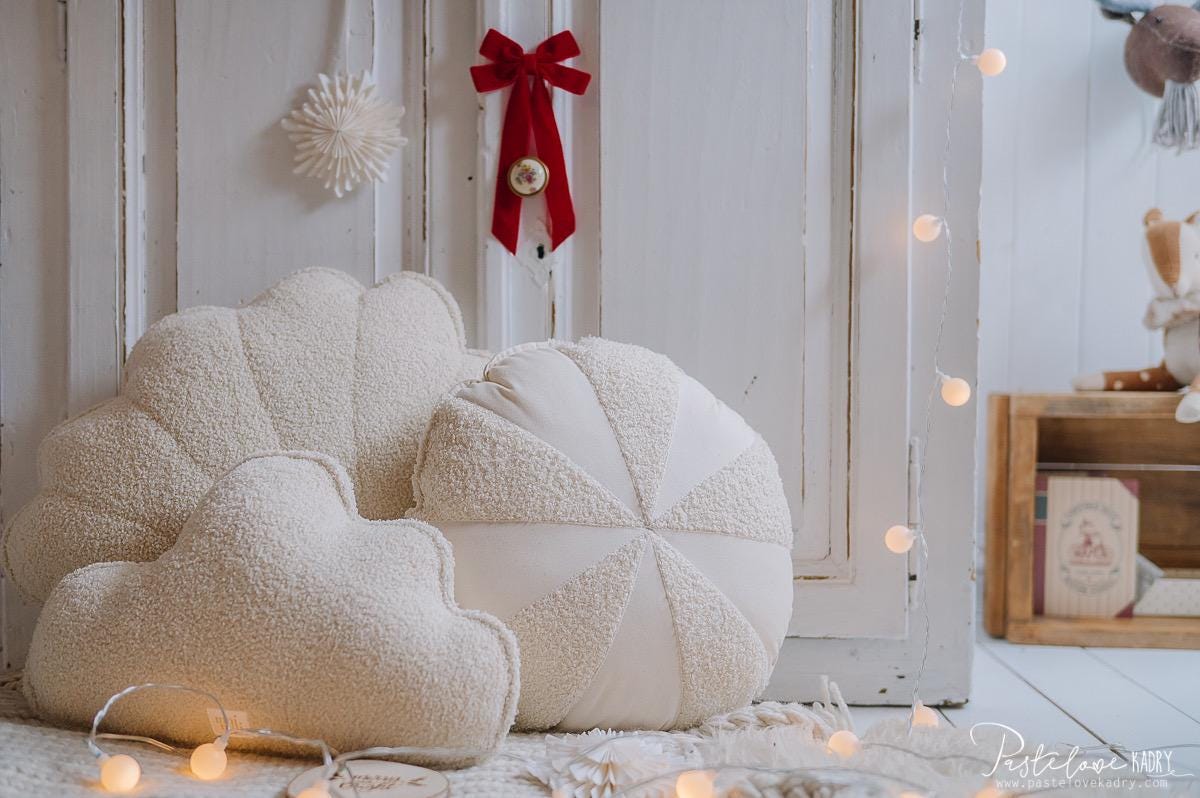 Boucle "White teddy" Cloud Pillow