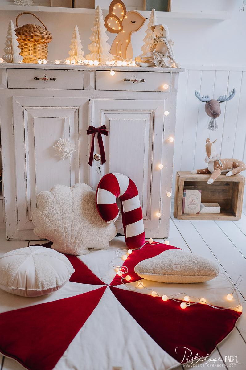 Boucle "White Teddy" Shell Pillow