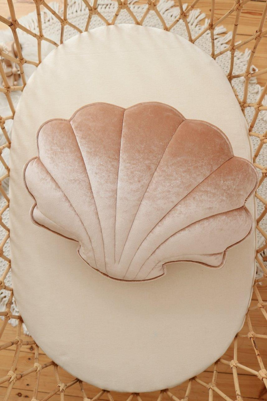 “Beige Pearl” Velvet Shell Cushion - Moi Mili