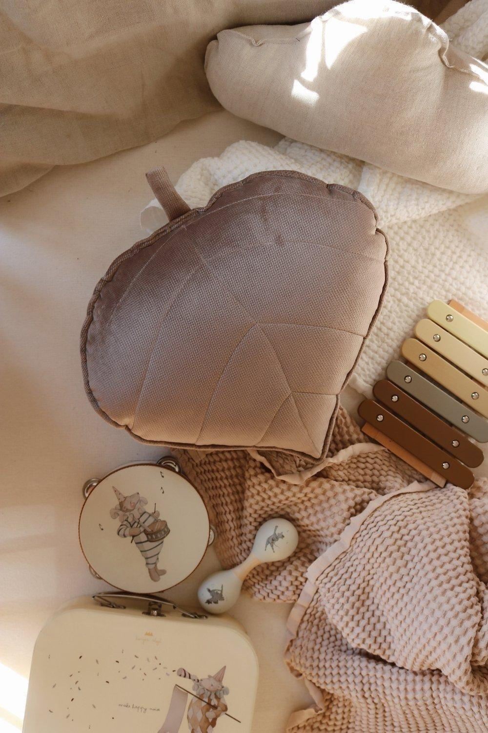 “Dark Beige” Velvet Leaf Pillow