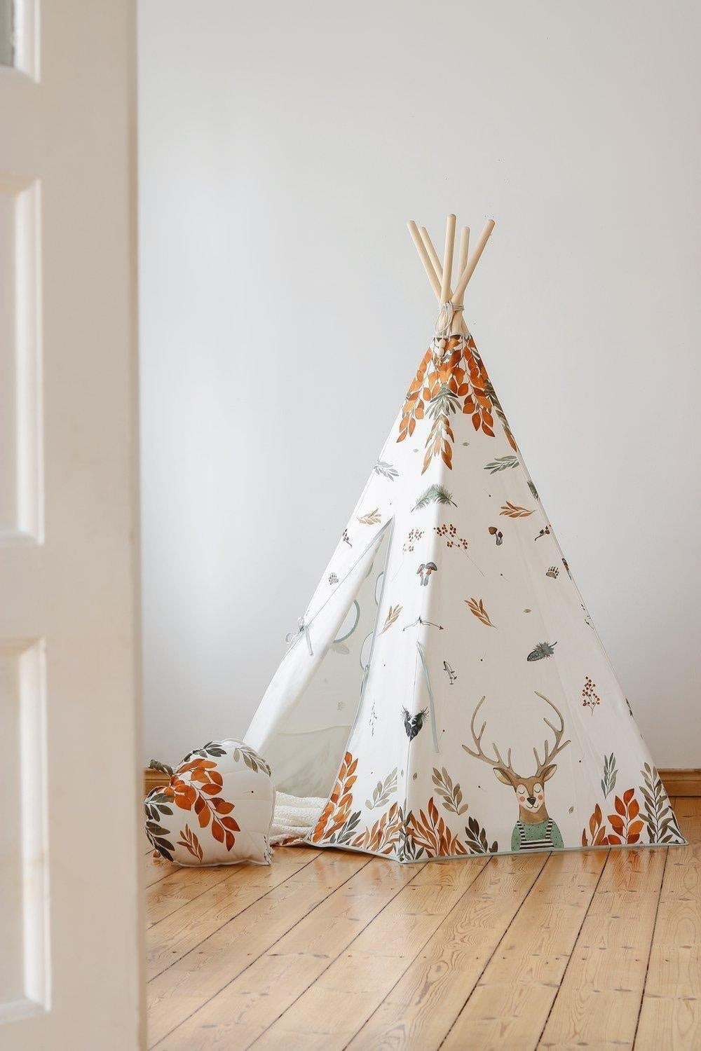 “Forest Friends” Teepee and Mat Set