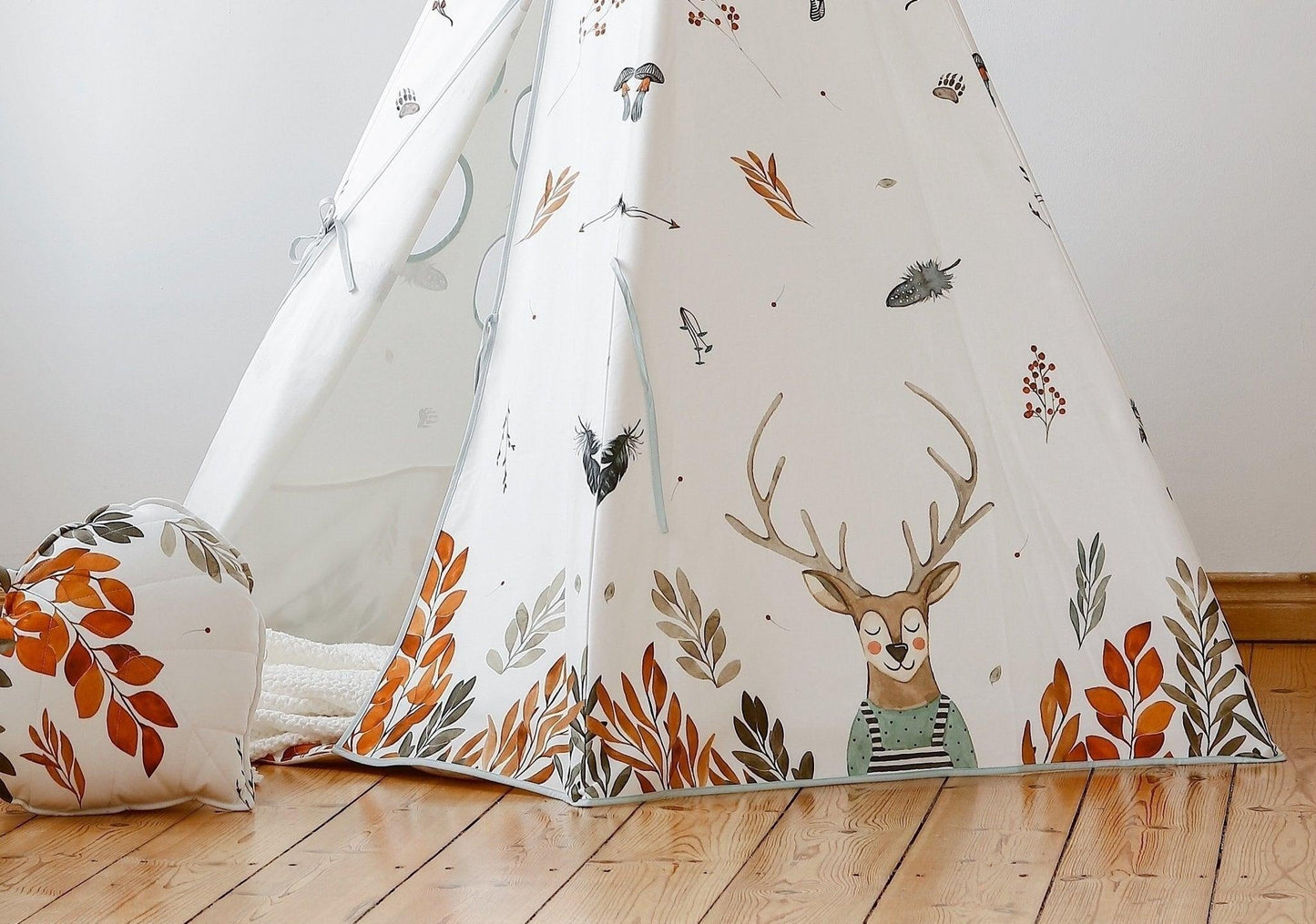“Forest friends” Teepee Tent