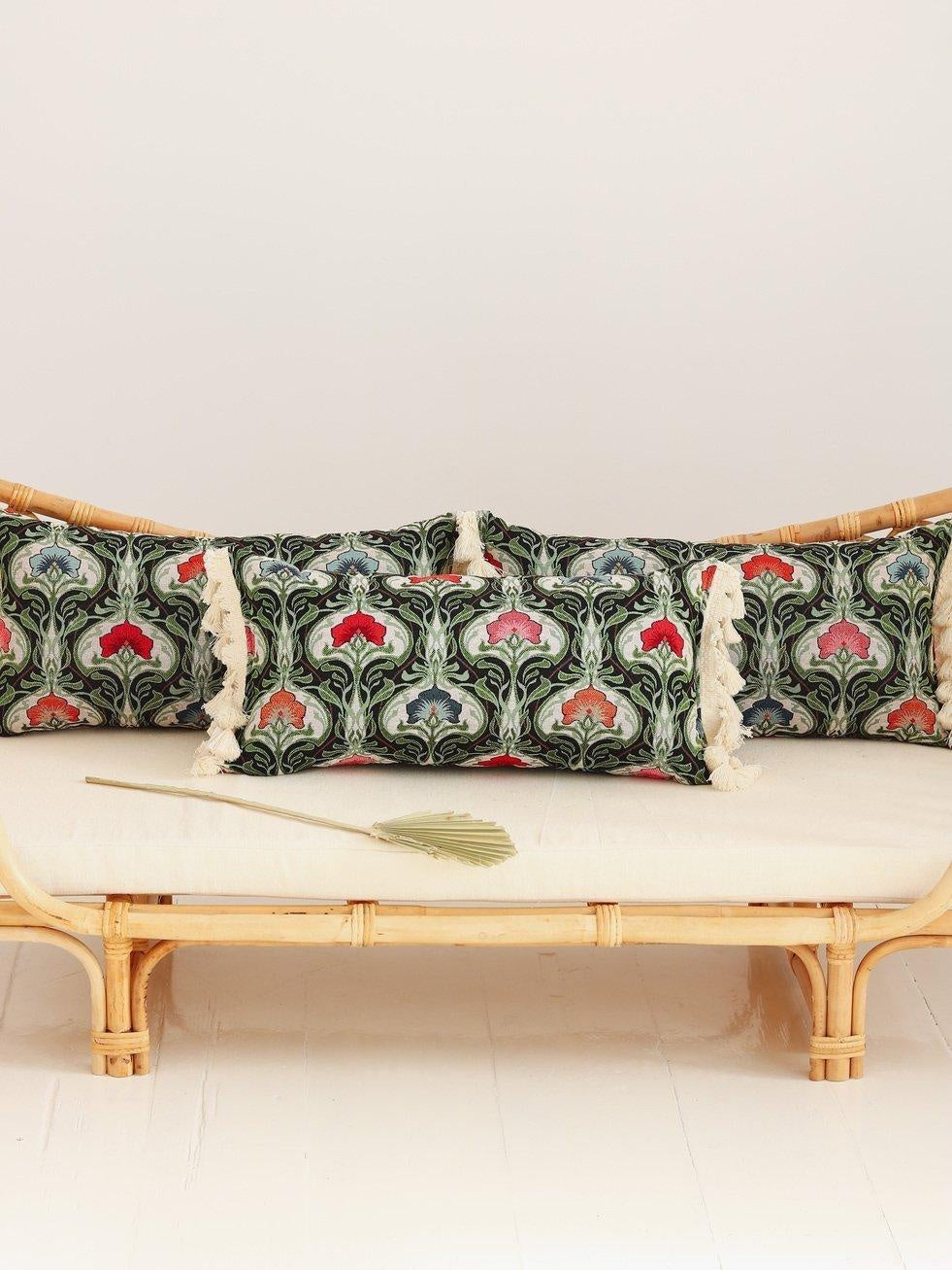 "Green medusa" cushion with fringe - Moi Mili