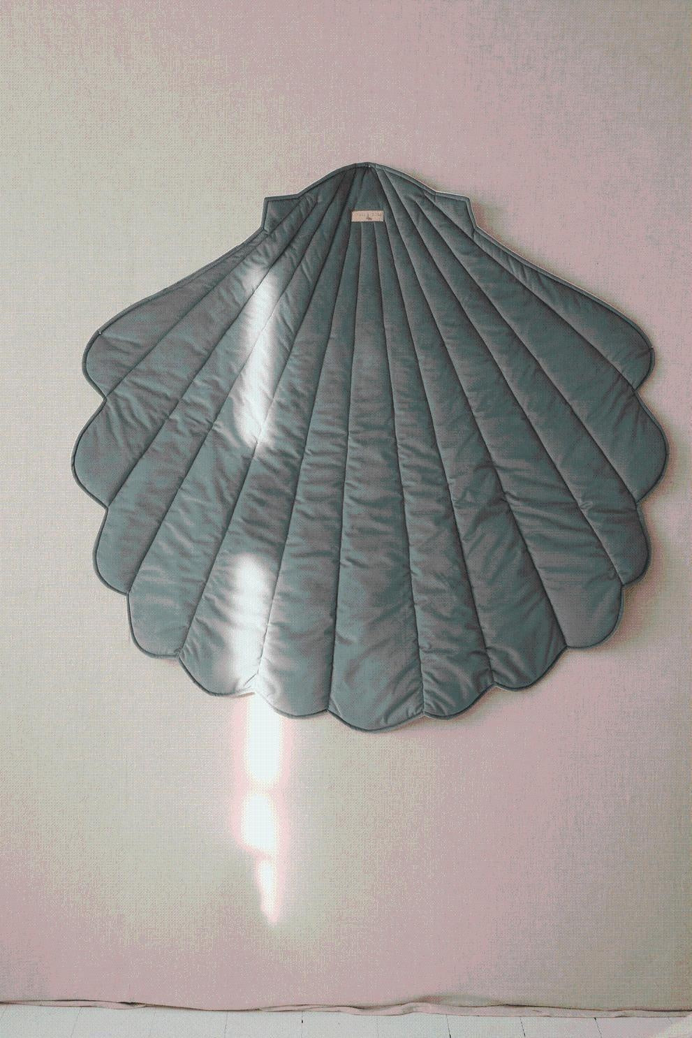“Grey Mint” Velvet Shell Mat