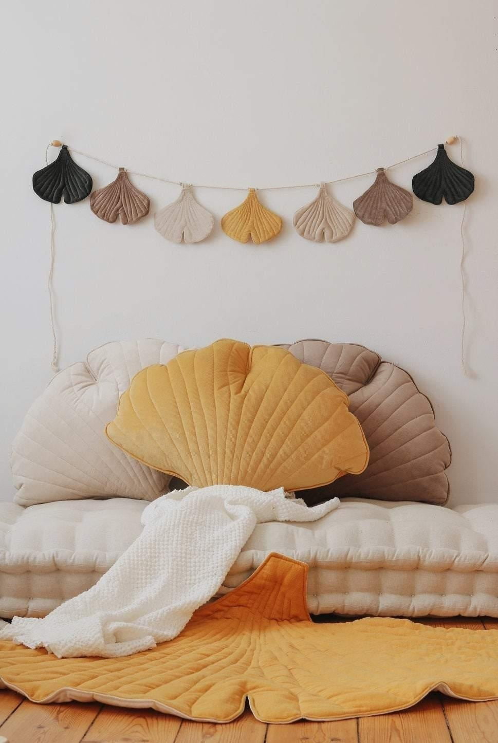 “Honey” Velvet Ginkgo Leaf Pillow
