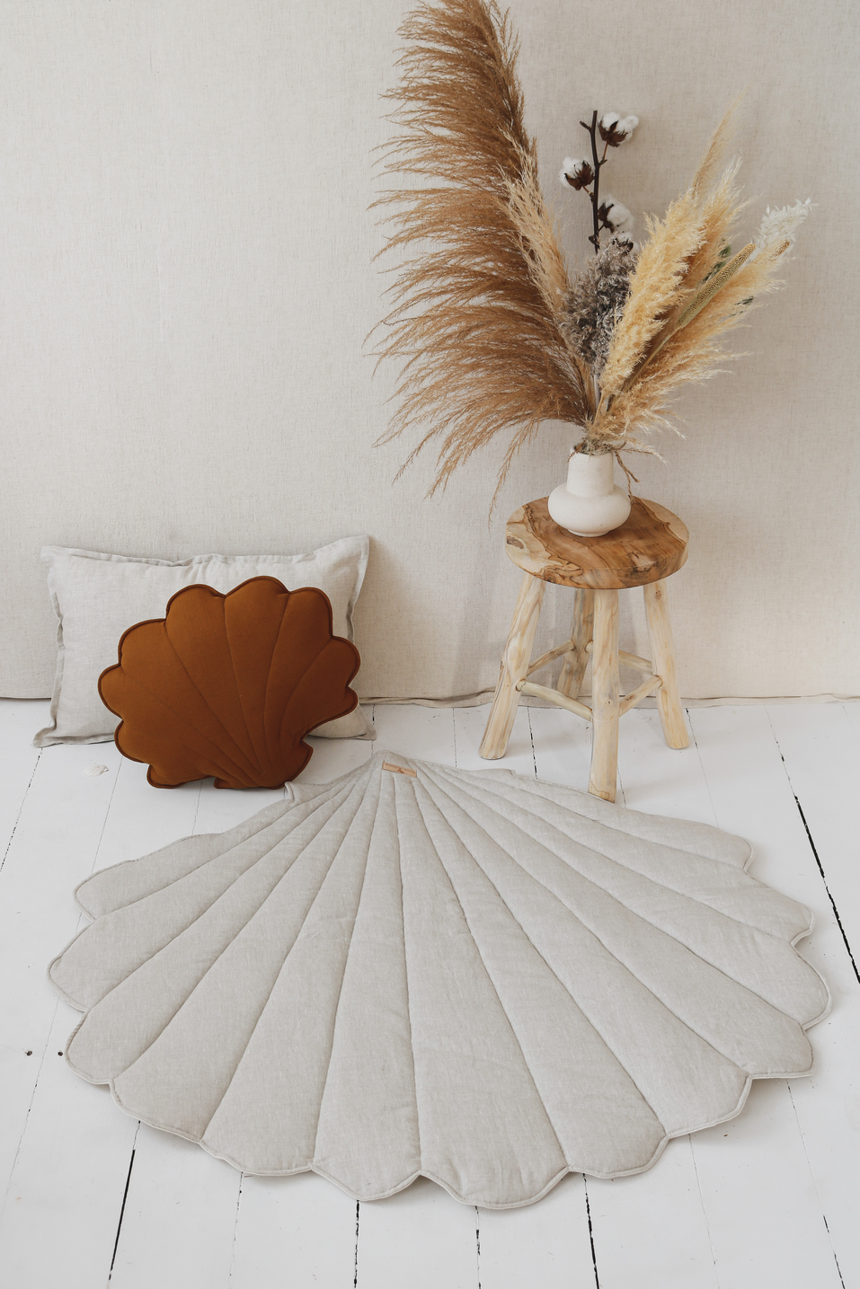 Linen “Sand” Shell Mat
