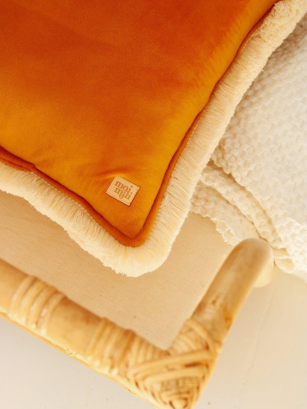 "Mustard" soft velvet cushion with fringe - Moi Mili