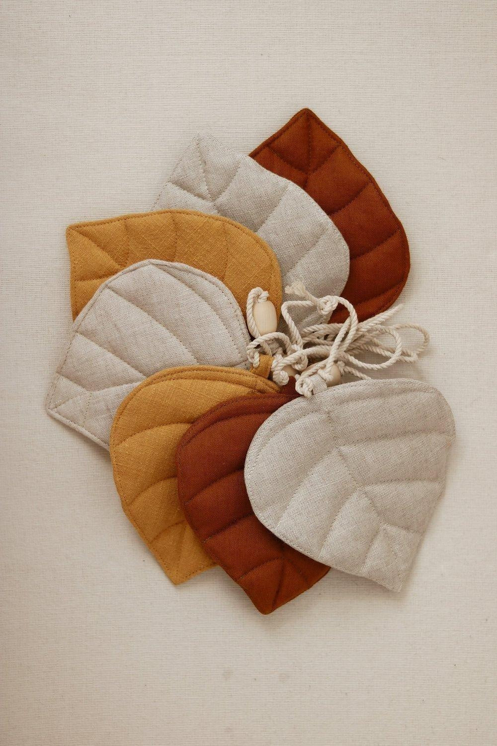 “Ochre” Linen Garland with Leaves