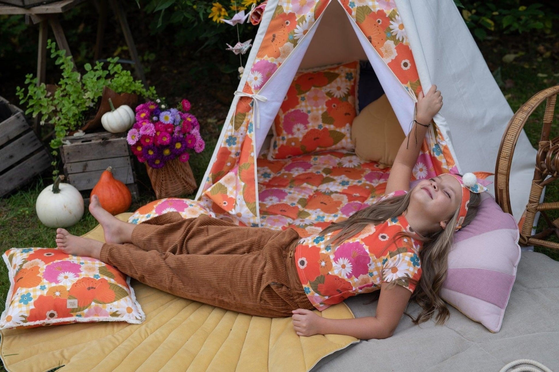 “Picnic with the flowers” Teepee and Mat Set - Moi Mili