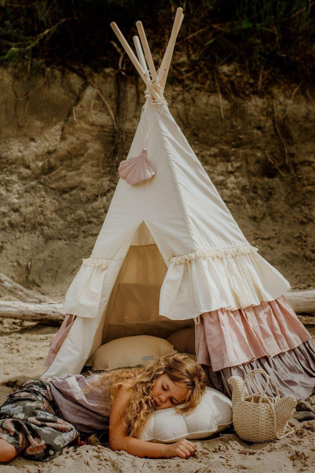 Teepee tent best sale with mat