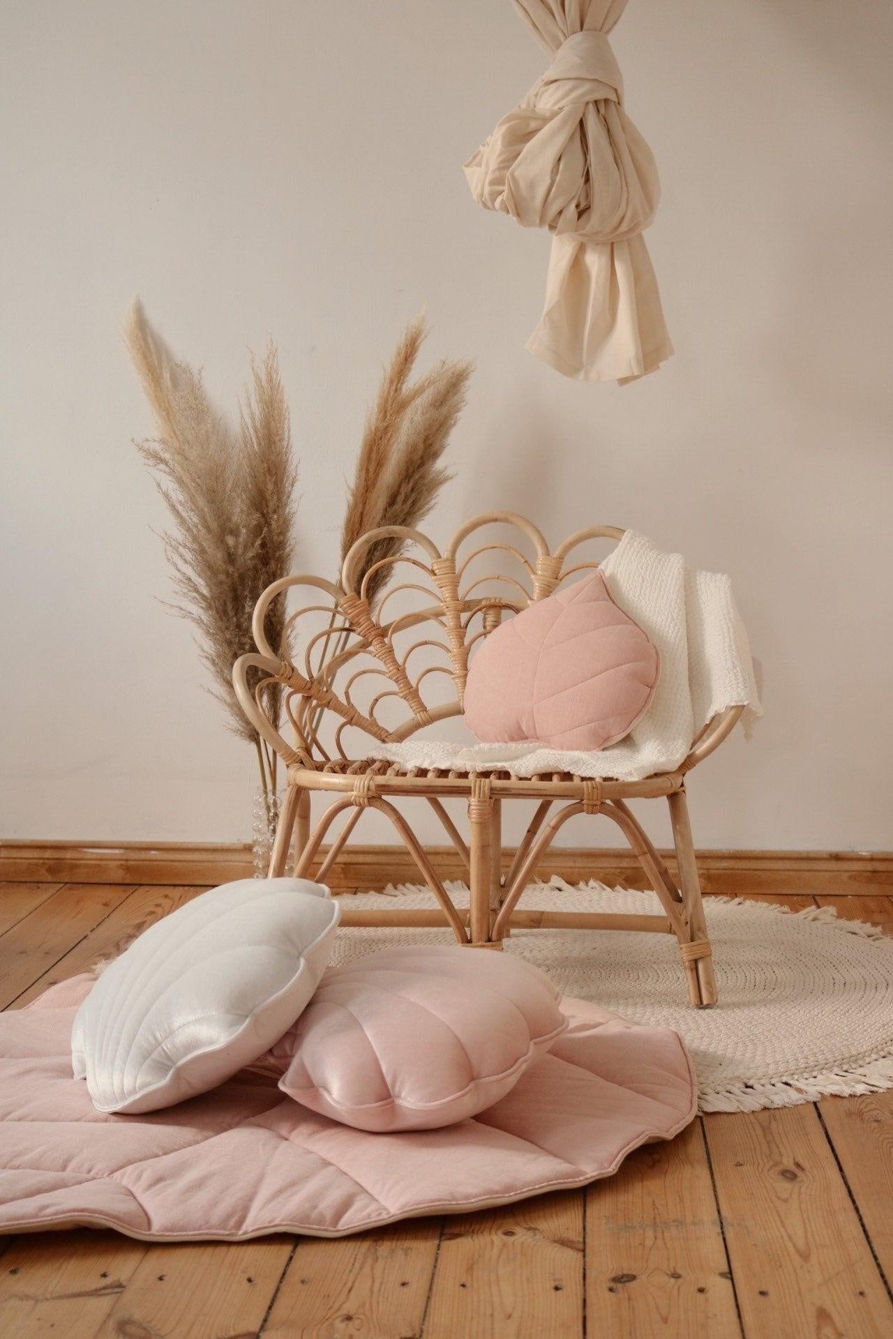 “Powder Pink” Linen Leaf Pillow