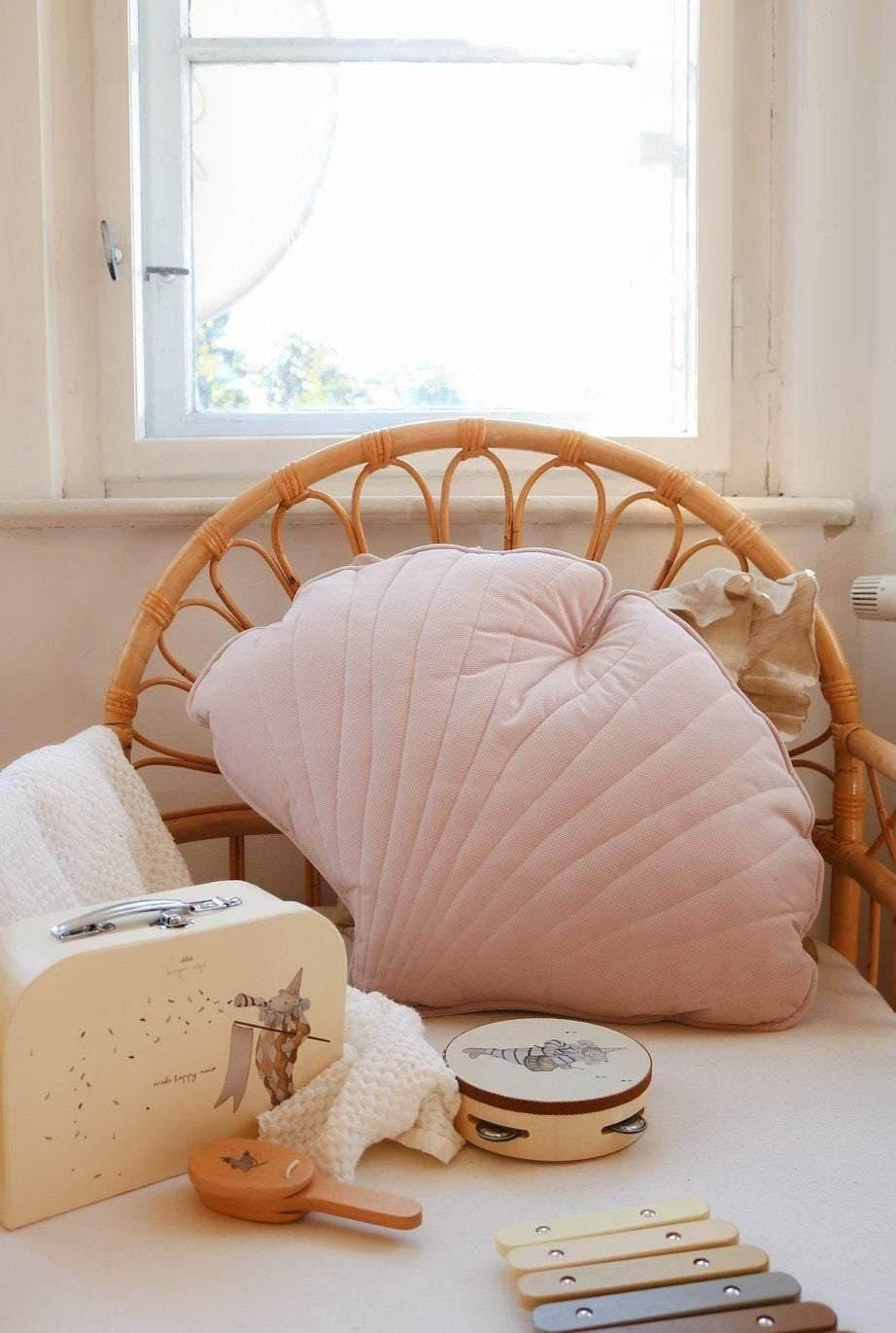 “Powder Pink” Velvet Ginkgo Leaf Pillow