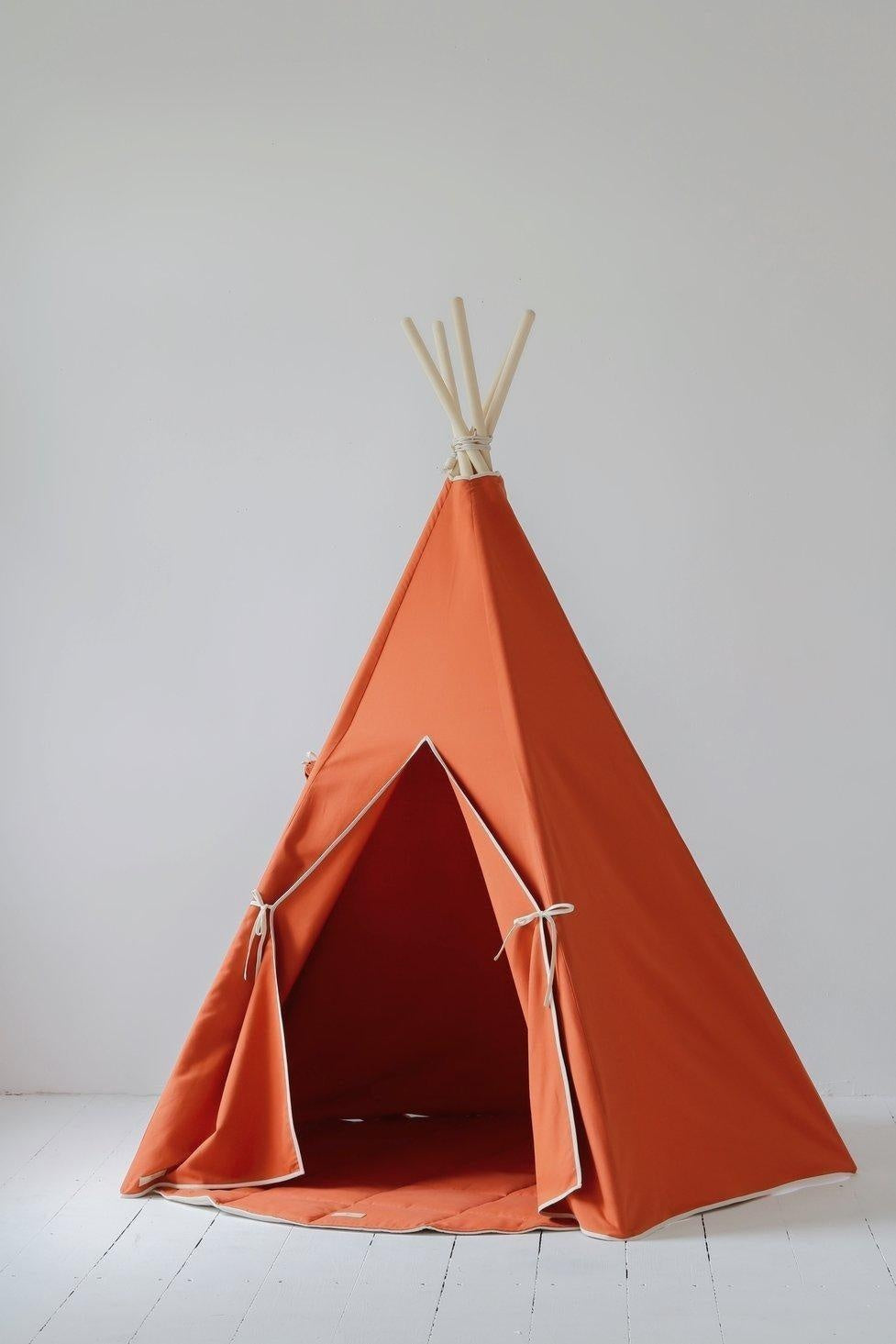“Red Fox” Teepee and Mat Set